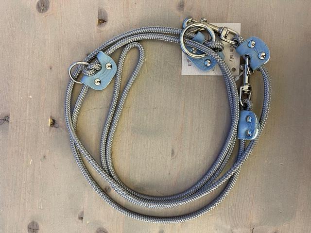 Tauleine mit Leder Hellblau