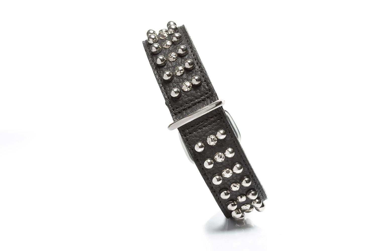 Halsband Bullet mit Nieten