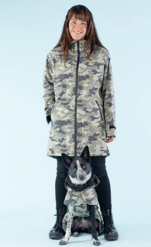 Damenregenmantel reflektieren Camo