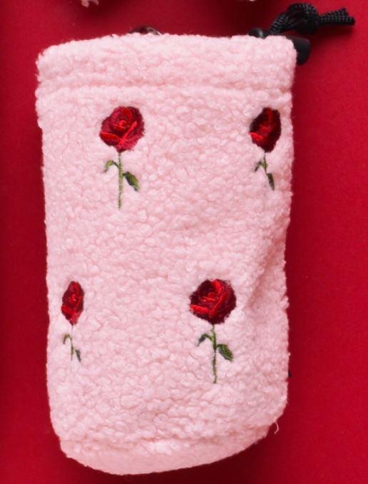 Leckerlibeutel mit Kordelzug Rosen auf Teddystoff
